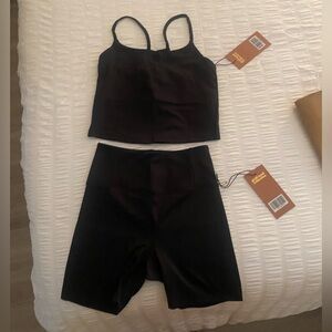 Girlfriend collective set